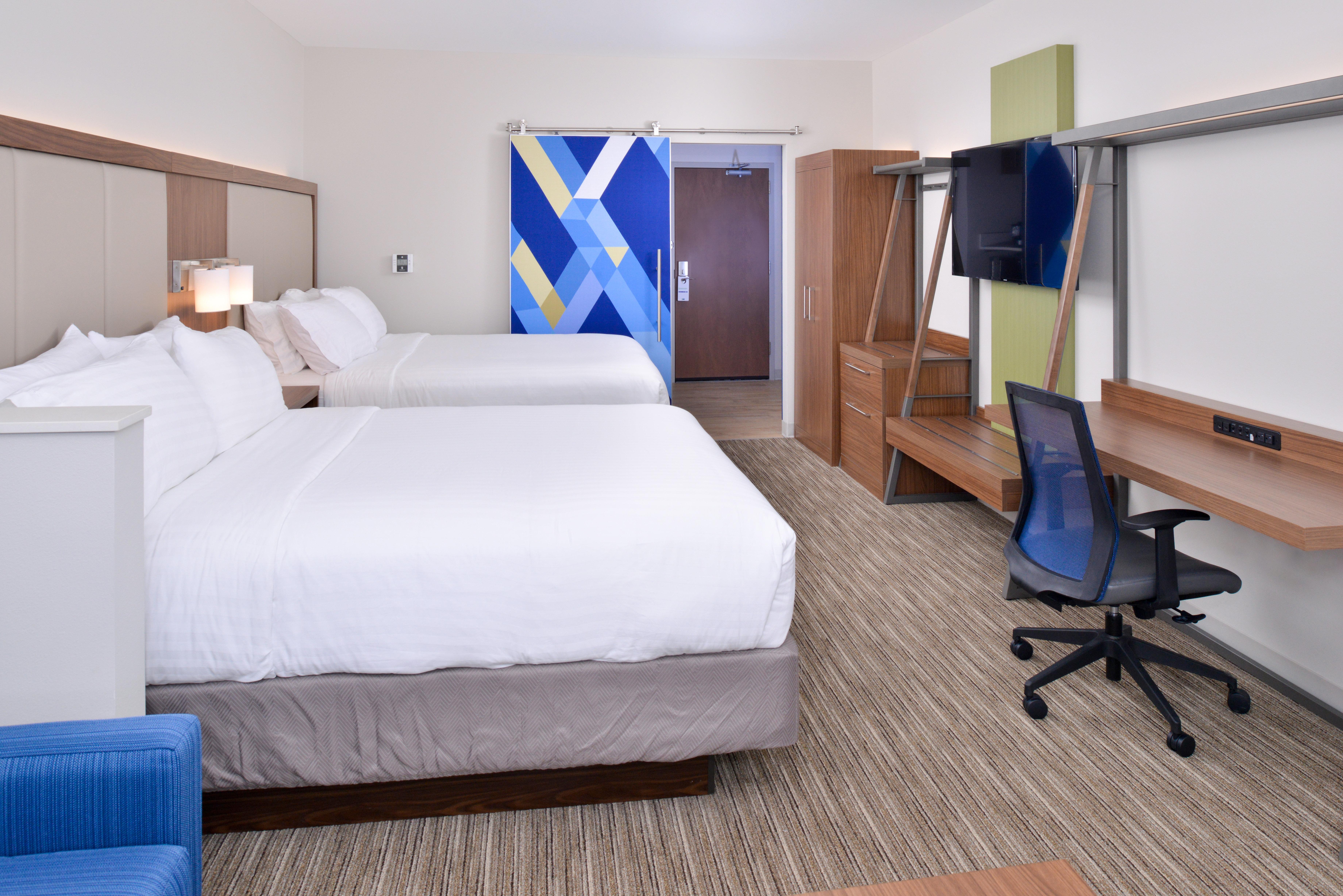 Holiday Inn Express & Suites Madison By Ihg Екстериор снимка