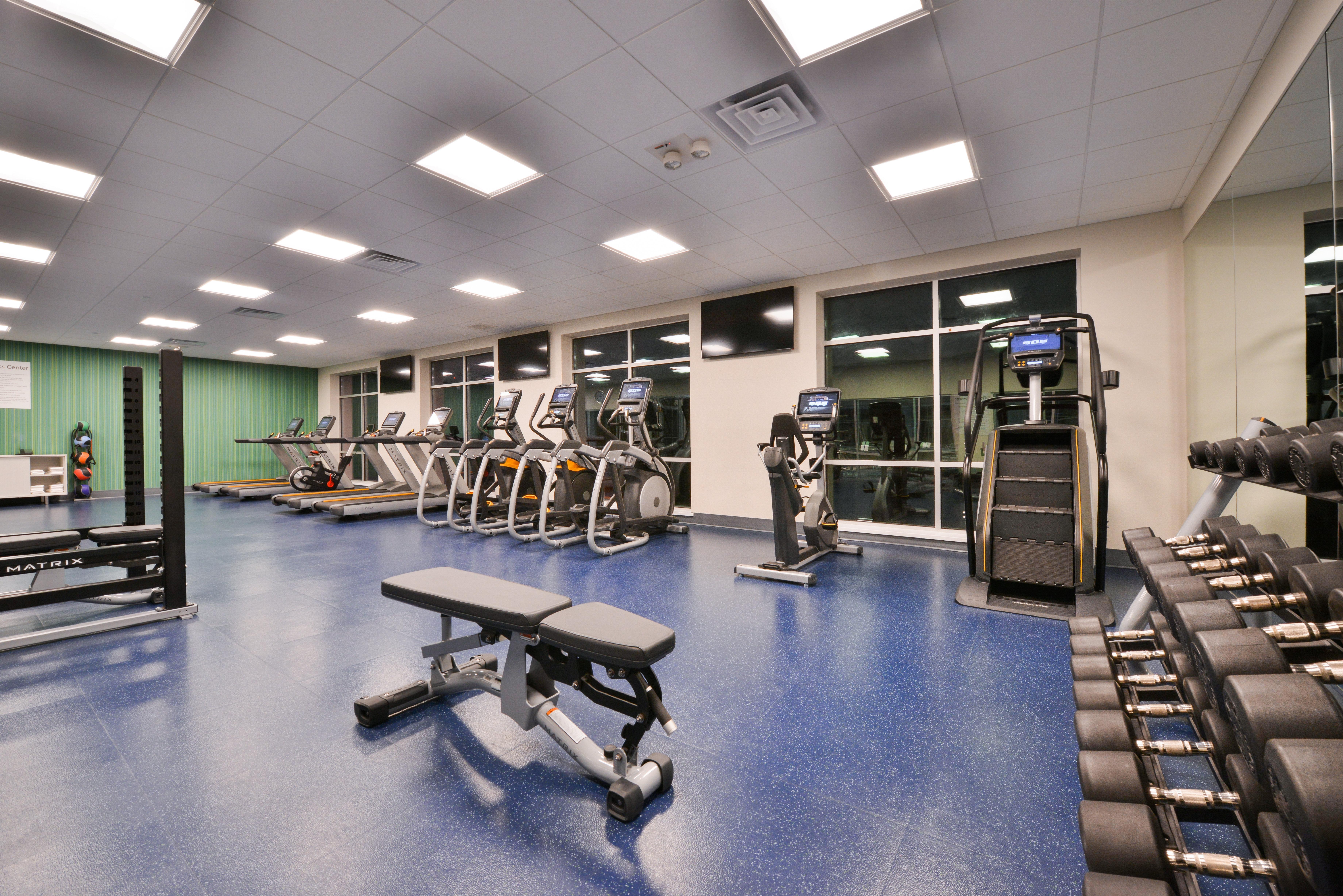 Holiday Inn Express & Suites Madison By Ihg Екстериор снимка